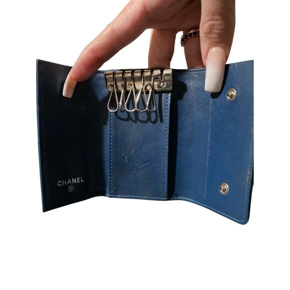 Chanel key holder with box - Picture 2 of 2